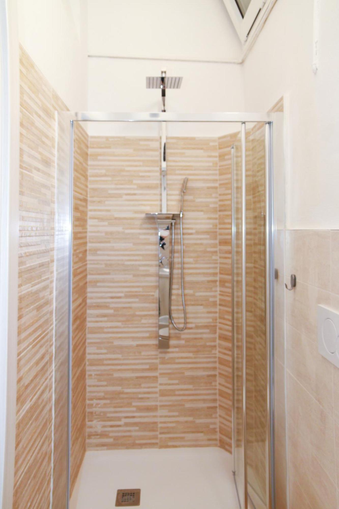 U Zone Apartamento *